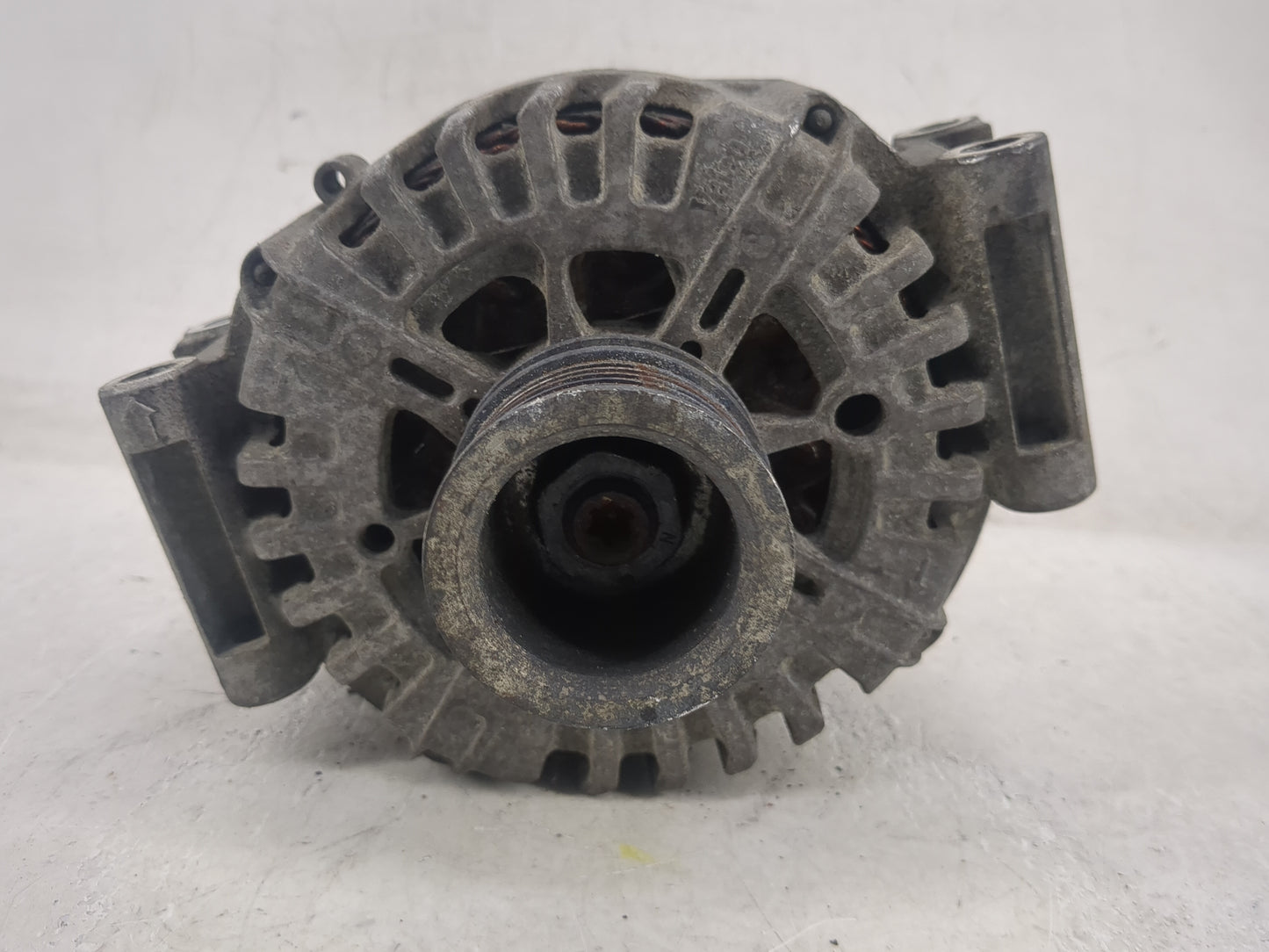 2014 Mercedes-Benz Sprinter 2500 Alternator Replacement Generator Charging Assembly Engine OEM P/N:0009061722 Fits OEM Used