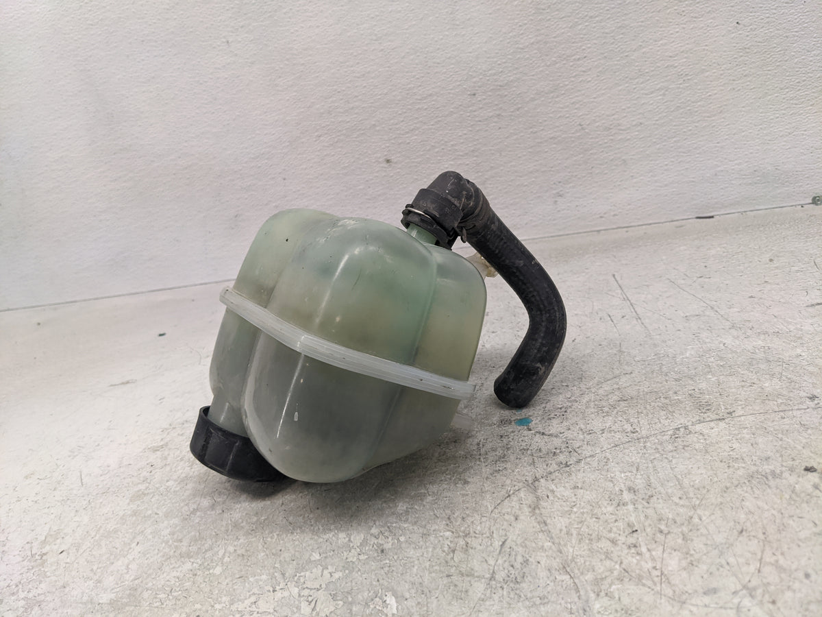 2013 Mini Cooper Paceman Radiator Coolant Overflow Expansion Tank Bottle 1367304 - Oemusedautoparts1.com