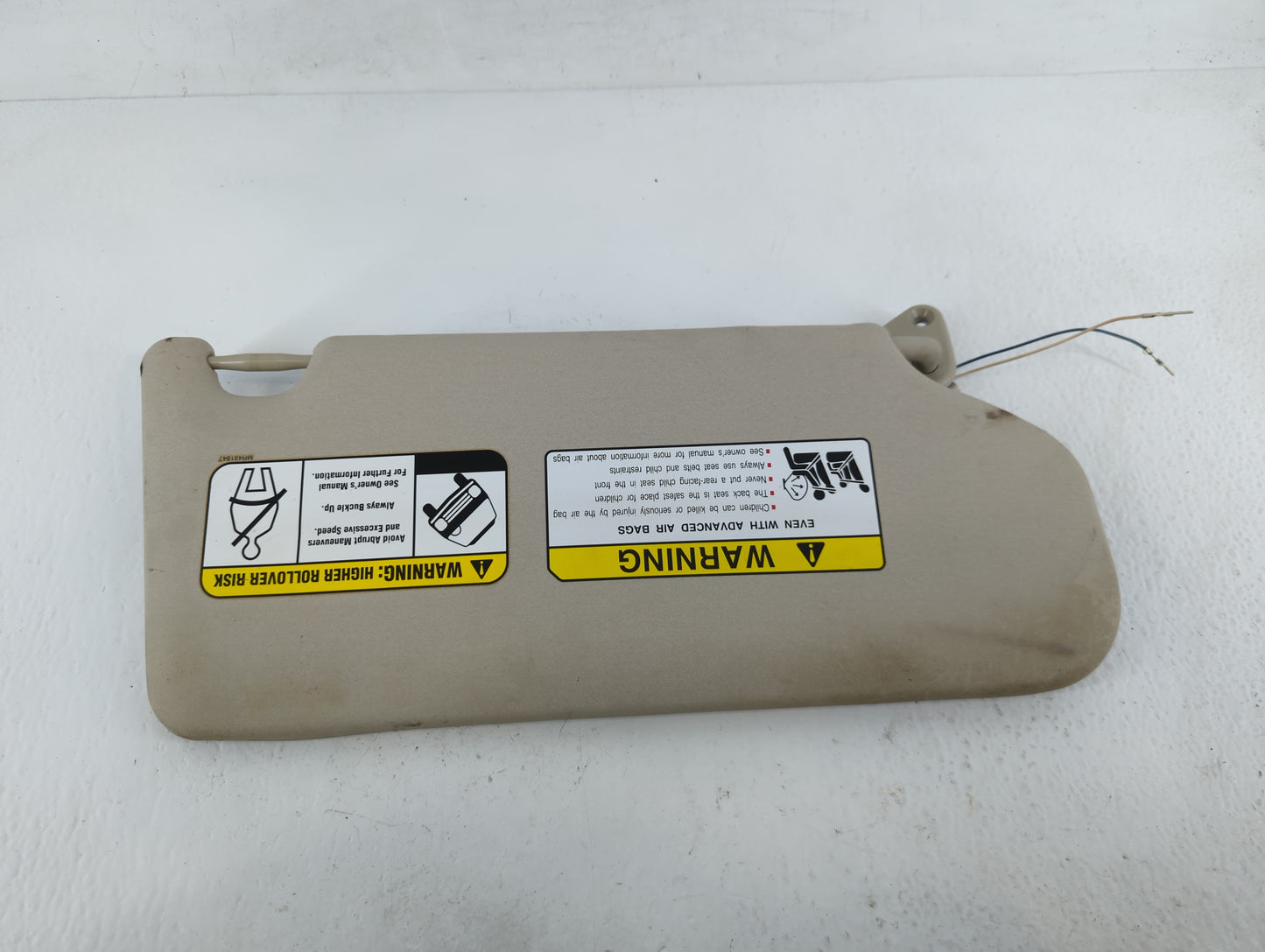 2014-2015 Mitsubishi Outlander Sun Visor Shade Replacement Passenger Right Mirror Fits Fits 2014 2015 OEM Used Auto Parts -