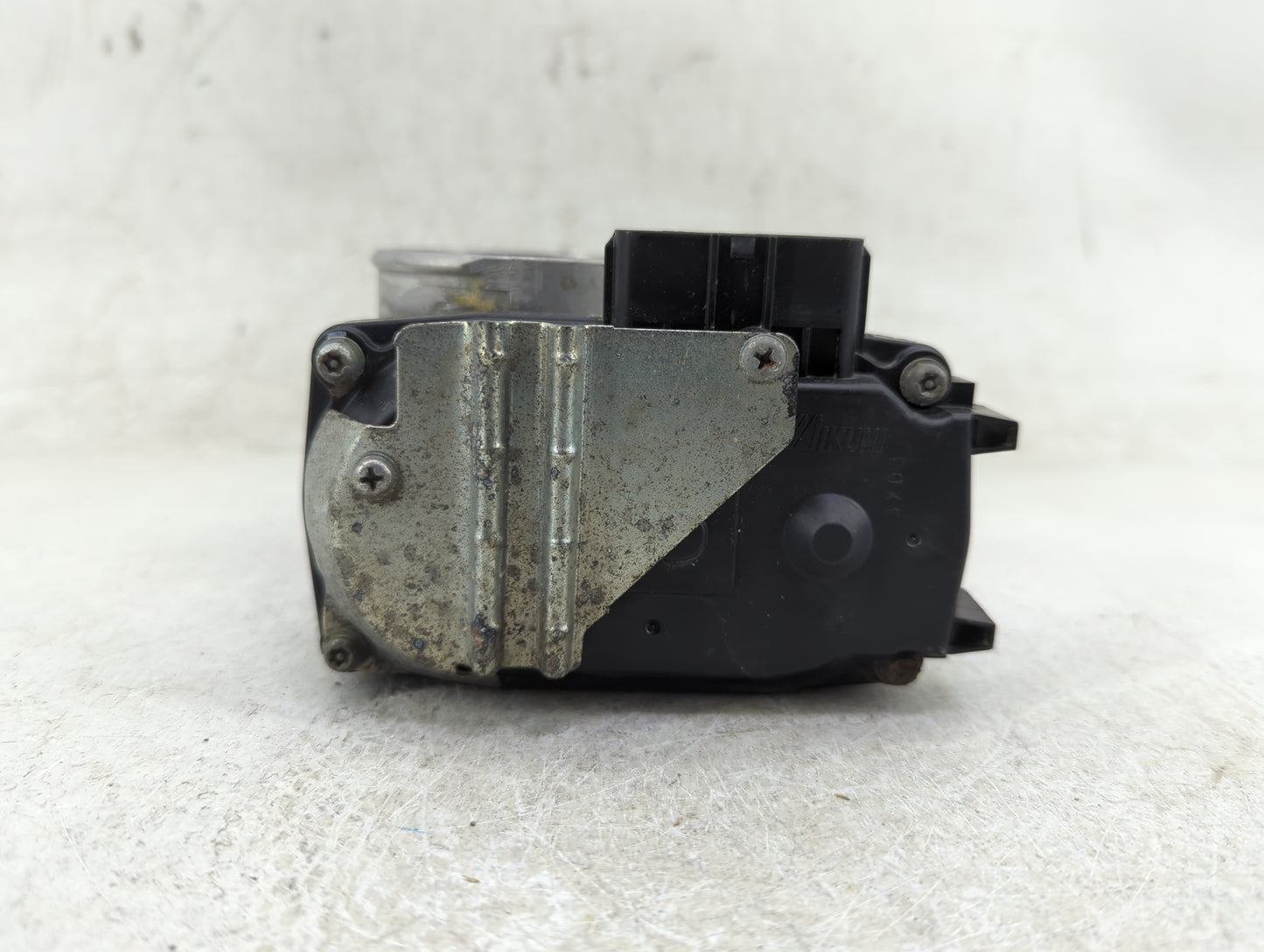 2013-2017 Mitsubishi Outlander Sport Throttle Body P/N:57021-B Fits Fits 2013 2014 2015 2016 2017 OEM Used Auto Parts - Oemu