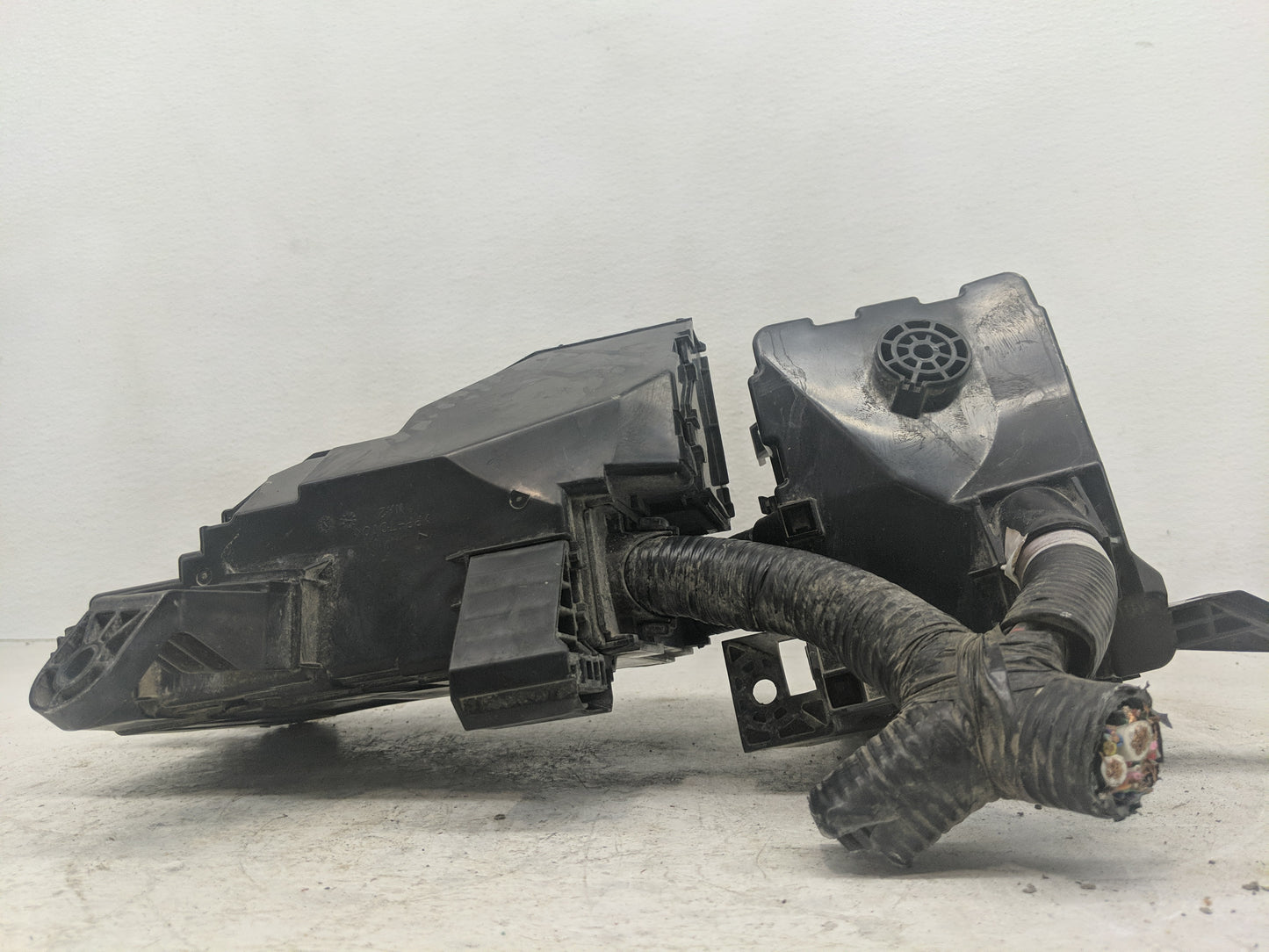 2013-2014 Nissan Altima Fusebox Fuse Box Panel Relay Module Fits Fits 2013 2014 OEM Used Auto Parts - Oemusedautoparts1.com