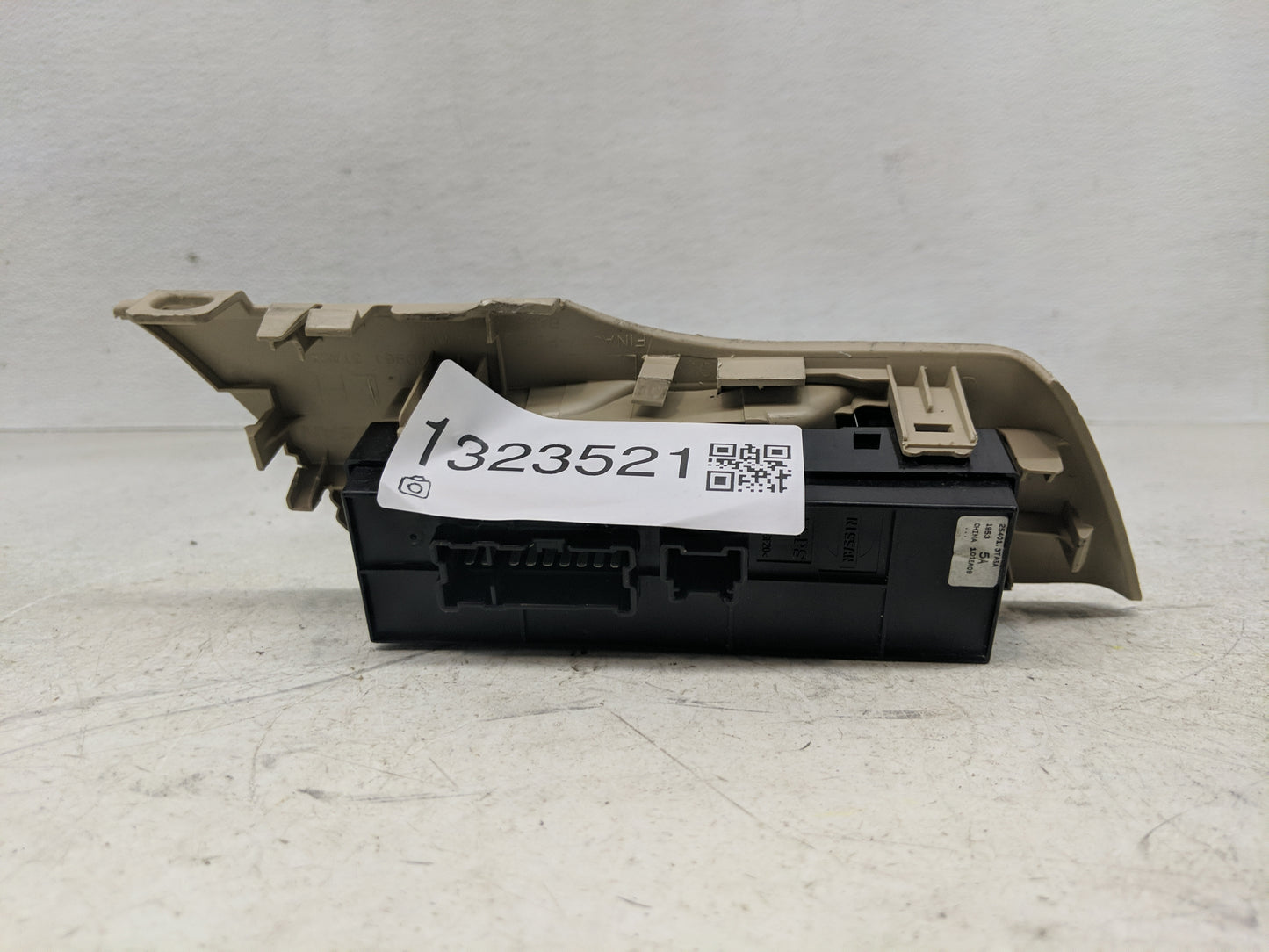 2013-2018 Nissan Altima Master Power Window Switch Replacement Driver Side Left P/N:25401 3TA5A Fits OEM Used Auto Parts - O