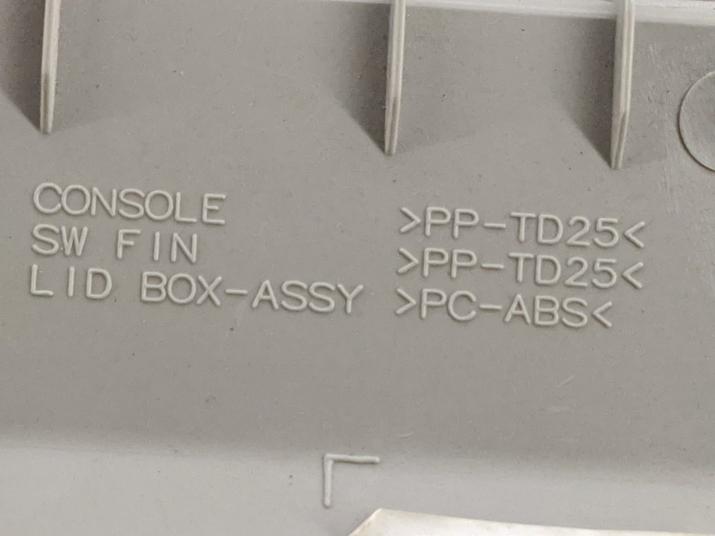 2013-2015 Nissan Altima Overhead Roof Console 1478373 - Oemusedautoparts1.com