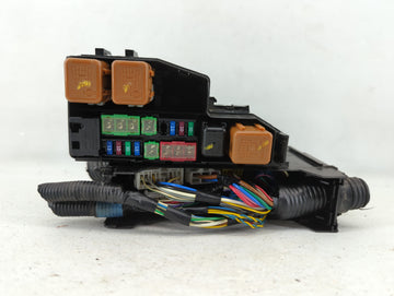 2013-2014 Nissan Altima Fusebox Fuse Box Panel Relay Module P/N:7254-5763-30 Fits Fits 2013 2014 OEM Used Auto Parts