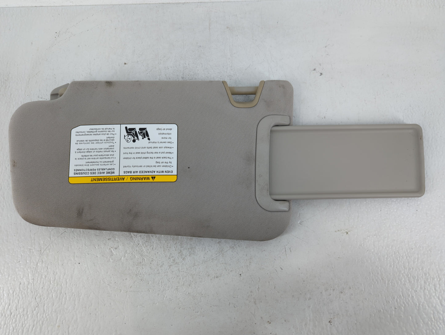 2014 Nissan Juke Sun Visor Shade Replacement Passenger Right Mirror Fits OEM Used Auto Parts - Oemusedautoparts1.com