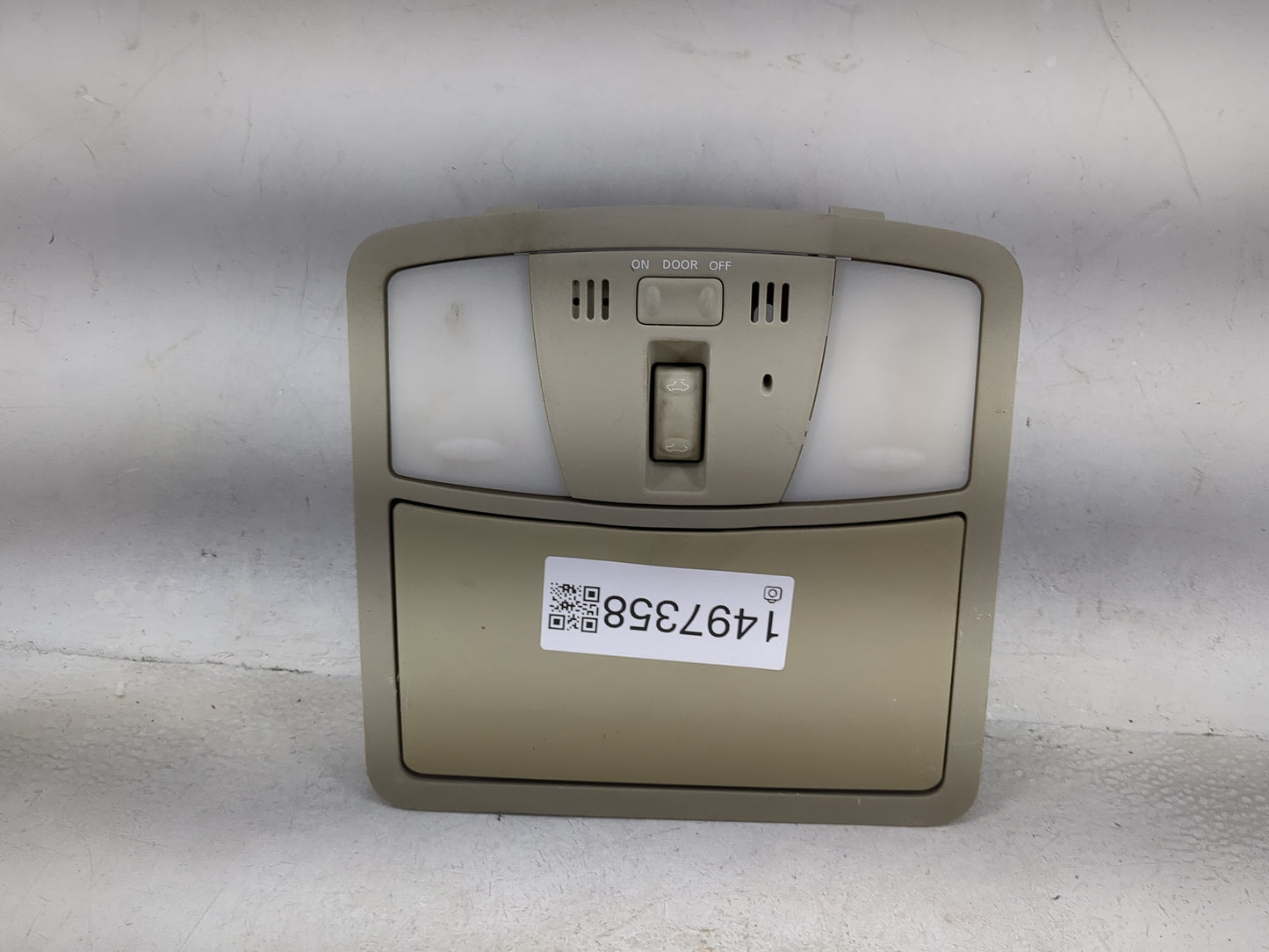 2014 Nissan Maxima Overhead Roof Console Beige - Oemusedautoparts1.com