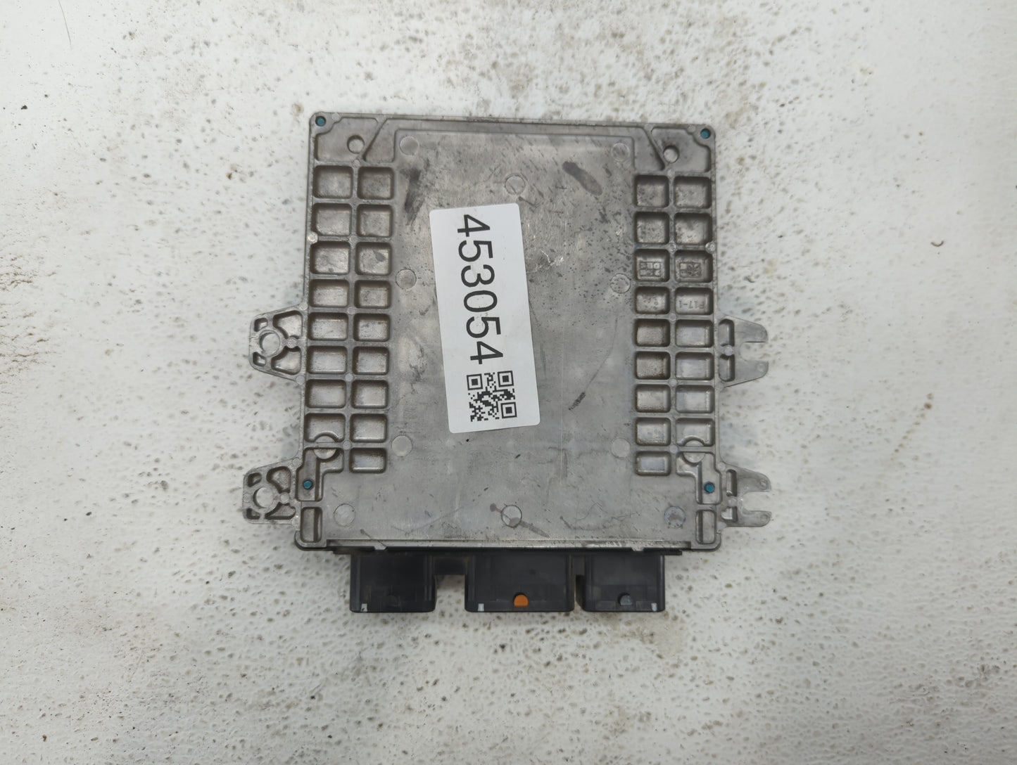 2014 Nissan Maxima PCM Engine Control Computer ECU ECM PCU OEM P/N:NEC009-003 NEC005-070 Fits OEM Used Auto Parts - Oemuseda