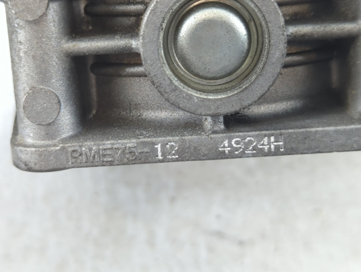 2009-2014 Nissan Maxima Throttle Body P/N:4924H RME75-12 Fits Fits 2009 2010 2011 2012 2013 2014 OEM Used Auto Parts - Oemus