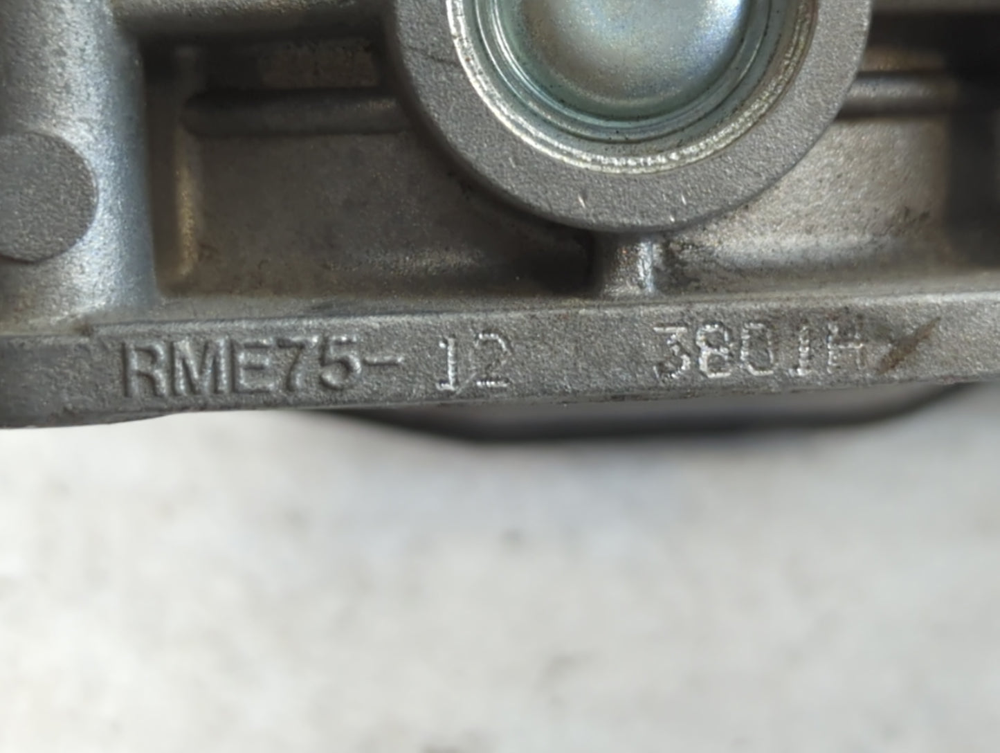 2009-2014 Nissan Maxima Throttle Body P/N:0622H RME75-12, K 0617 1, 526-01 Fits Fits 2009 2010 2011 2012 2013 2014 OEM Used