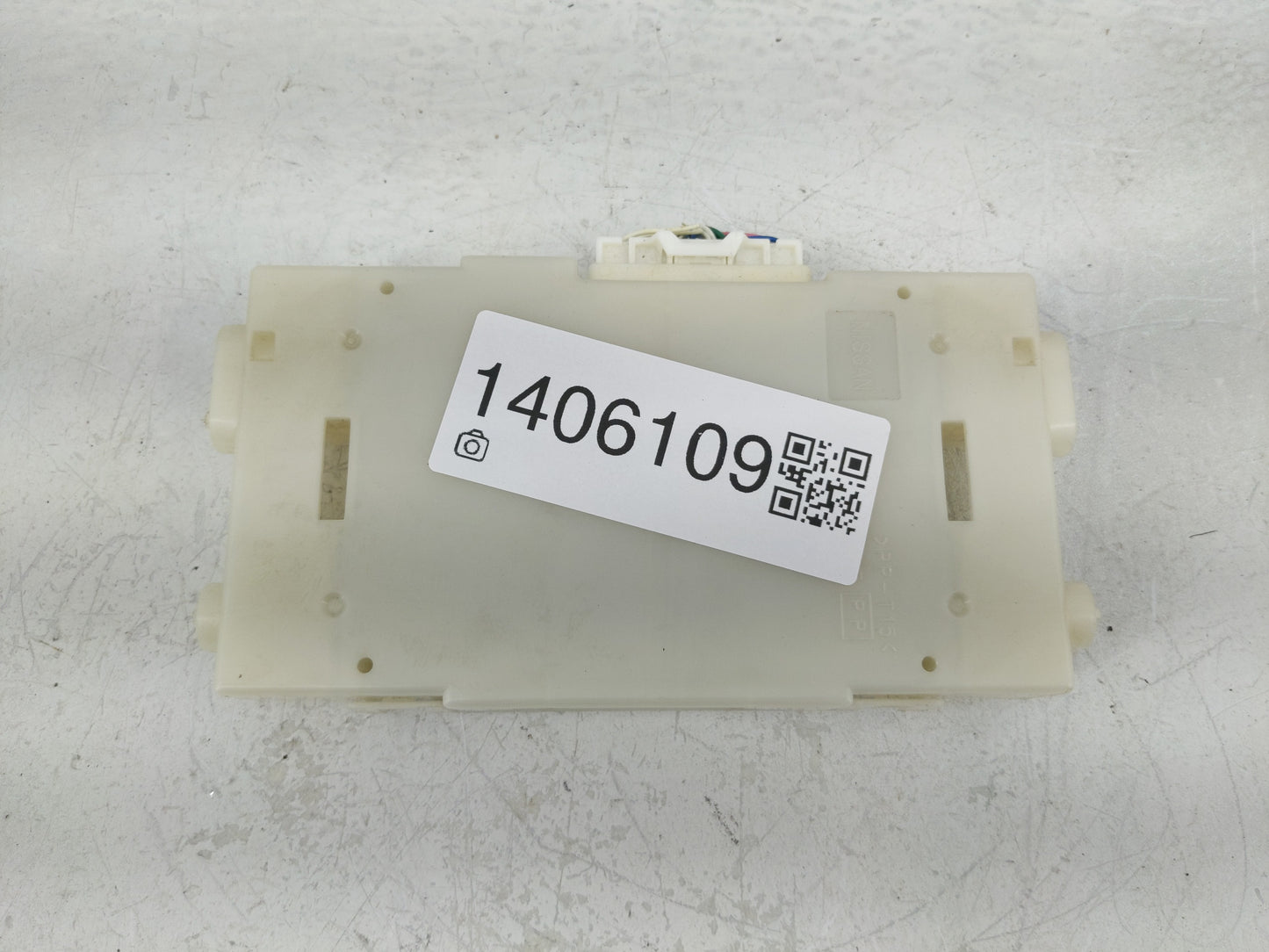 2014 Pathfinder Bluetooth Phone Communication Control Module Ccm Oem - Oemusedautoparts1.com