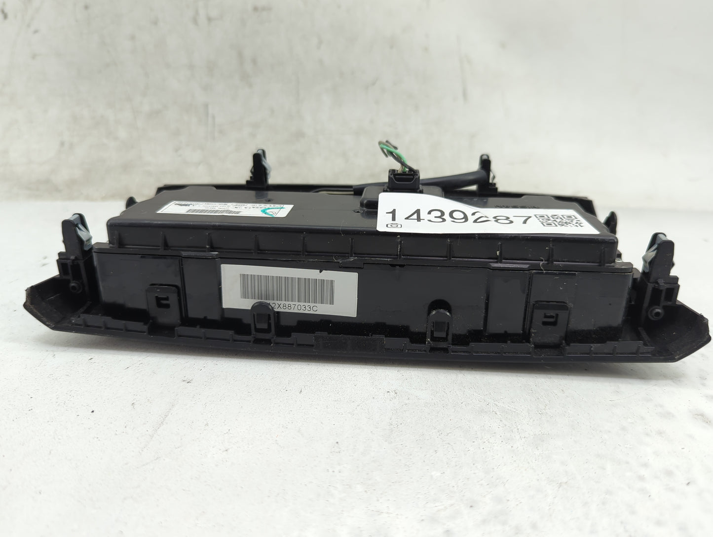 2014-2016 Nissan Rogue Climate Control Module Temperature AC/Heater Replacement P/N:27500 4BA0A Fits Fits 2014 2015 2016 OEM