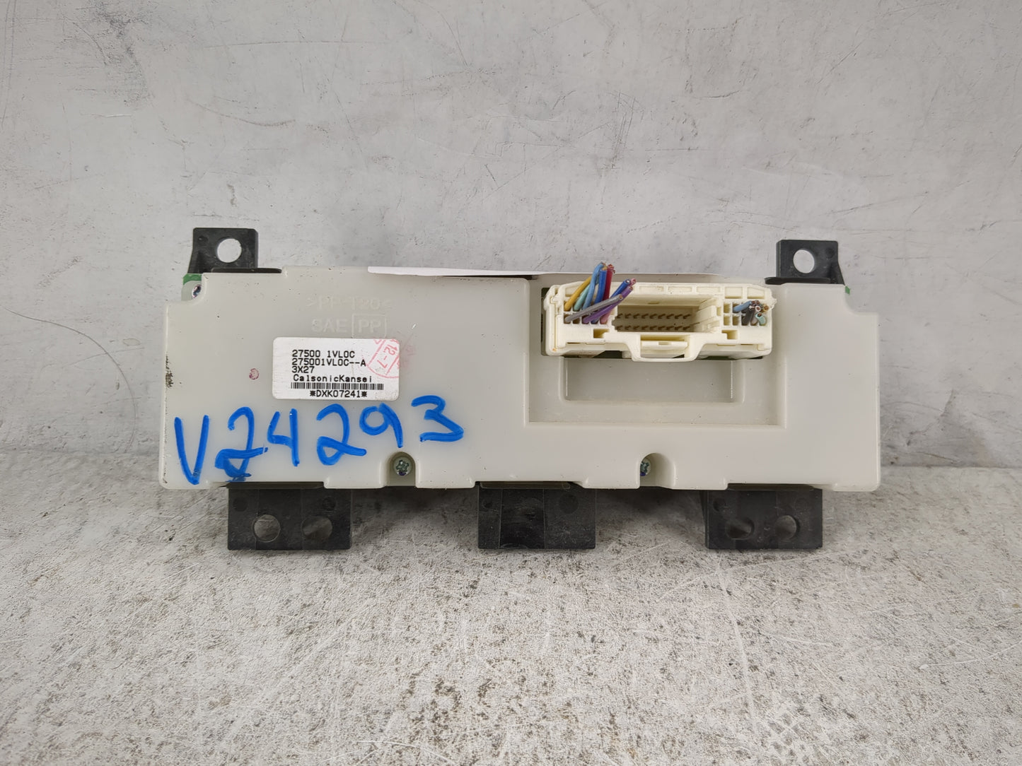 2011-2015 Nissan Rogue Climate Control Module Temperature AC/Heater Replacement P/N:275001VL0C 275001VL0C--A Fits OEM Used A