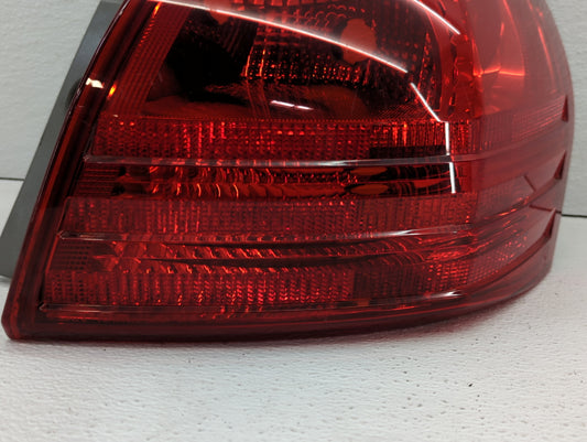 2009-2015 Nissan Rogue Tail Light Assembly Passenger Right OEM Fits Fits 2009 2010 2011 2012 2013 2014 2015 OEM Used Auto Parts