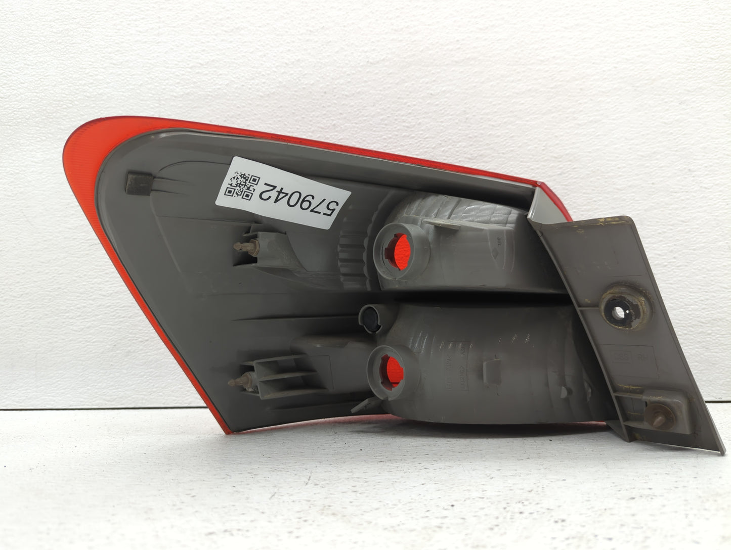 2008-2015 Nissan Rogue Tail Light Assembly Passenger Right OEM P/N:C83 Fits Fits 2008 2009 2010 2011 2012 2013 2014 2015 OEM