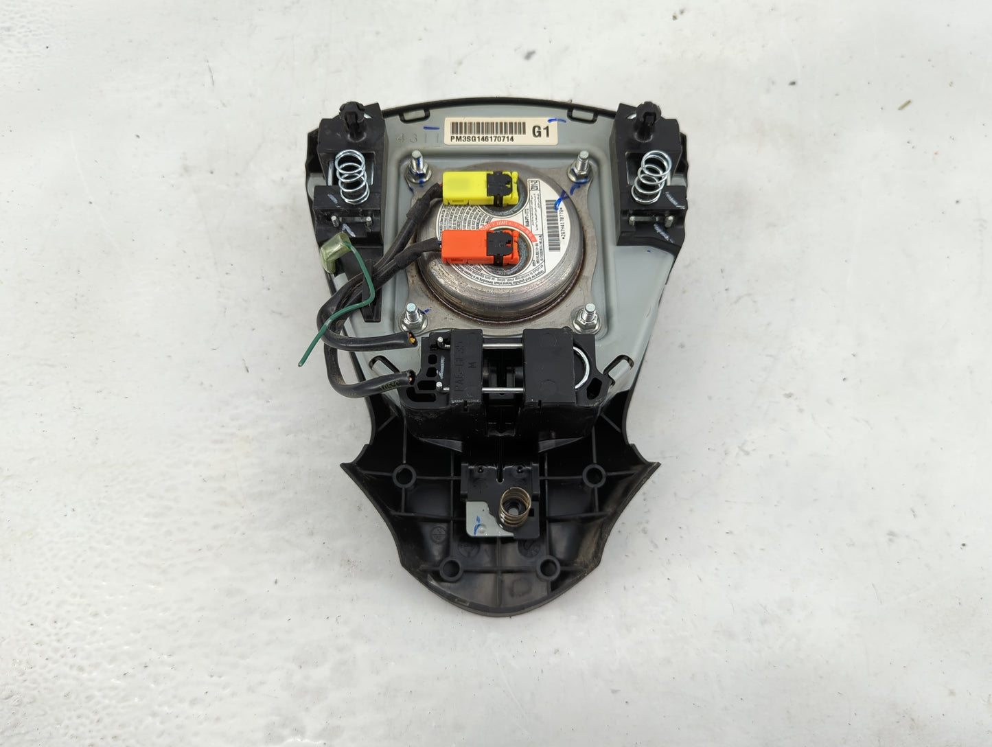 2013-2019 Nissan Sentra Air Bag Driver Left Steering Wheel Mounted Fits Fits 2013 2014 2015 2016 2017 2018 2019 OEM Used Aut