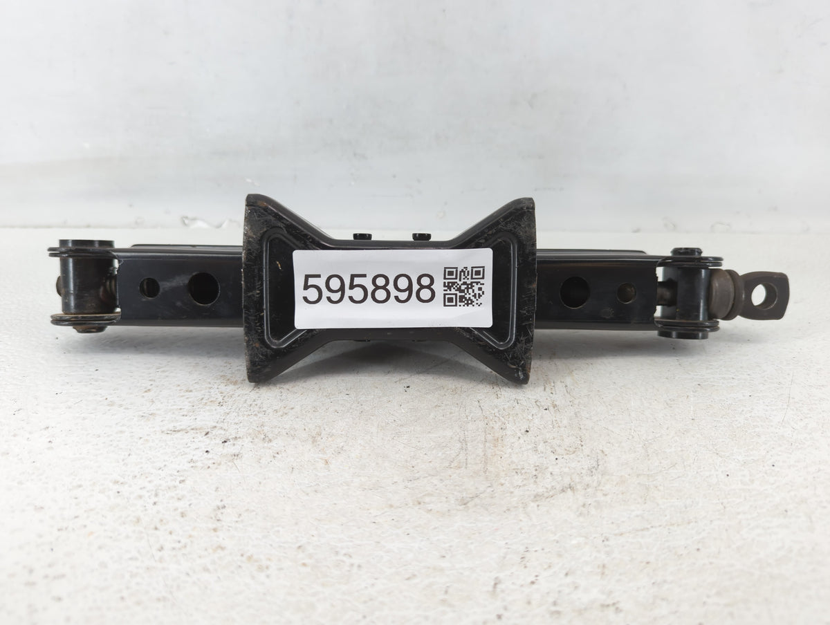 2014 Nissan Sentra Spare Scissor Car Jack 595898 - Oemusedautoparts1.com