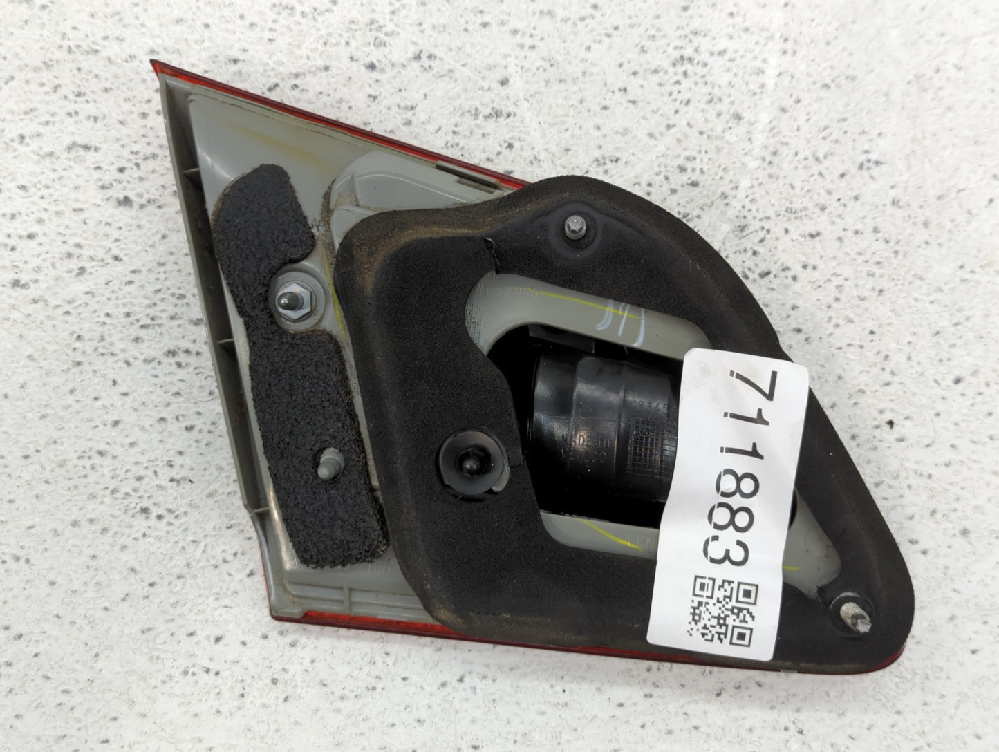 2013-2015 Nissan Sentra Passenger Right Side Deck Lid Mounted Tail Light - Oemusedautoparts1.com