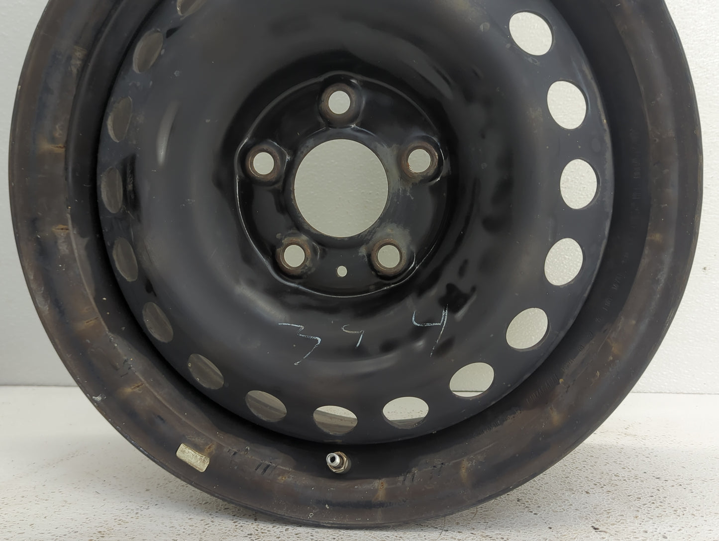 2013-2019 Nissan Sentra Oem Wheel Rim - Oemusedautoparts1.com