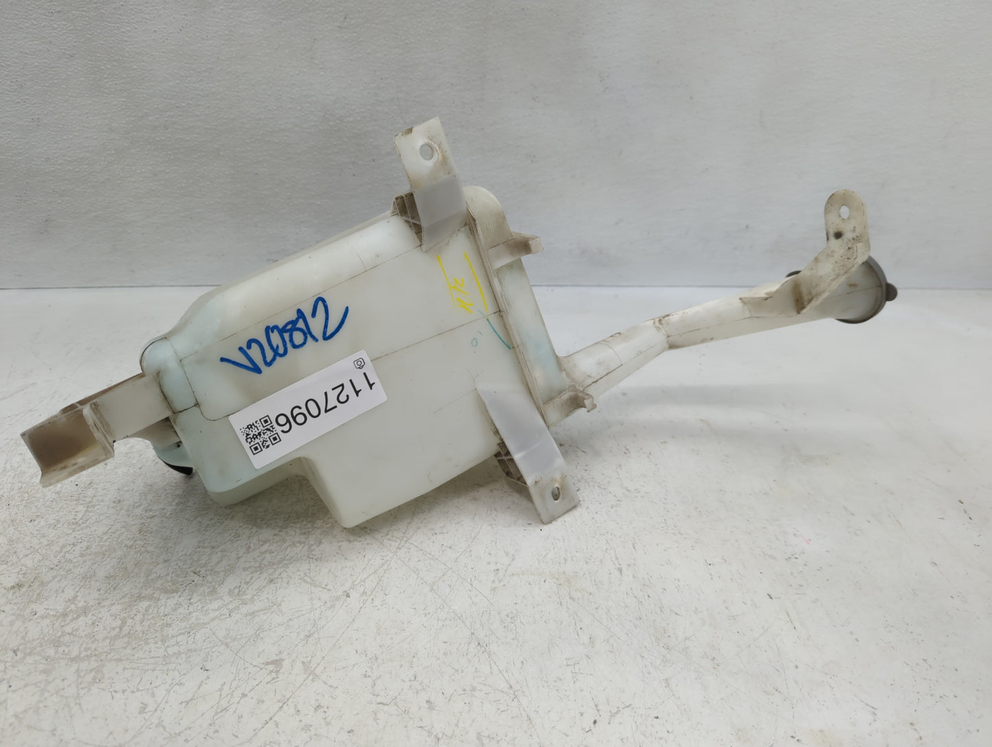 2012-2019 Nissan Versa Windshield Washer Fluid Reservoir Bottle Oem - Oemusedautoparts1.com