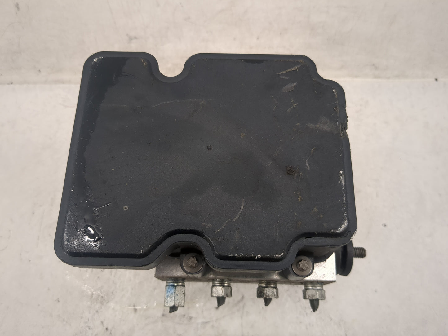 2014 Nissan Versa ABS Pump Control Module Replacement P/N:0 265 243 344 Fits OEM Used Auto Parts - Oemusedautoparts1.com