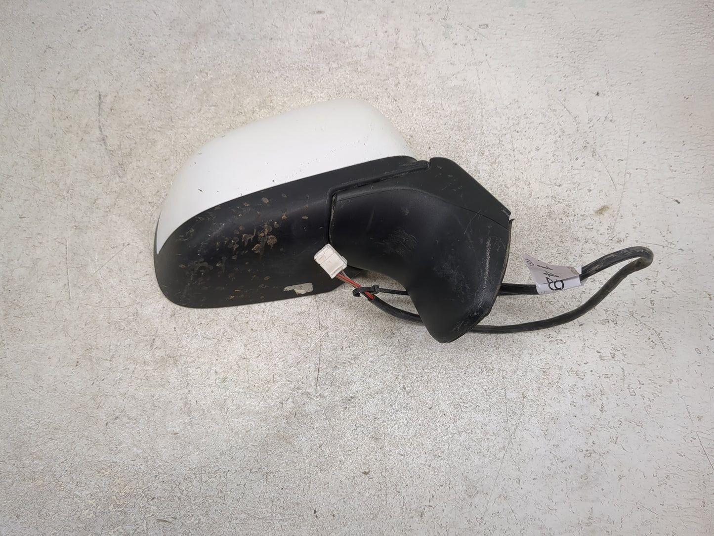 2014 Nissan Versa Passenger Side View Mirror - Right Door Mirror OEM Used - Oemusedautoparts1.com