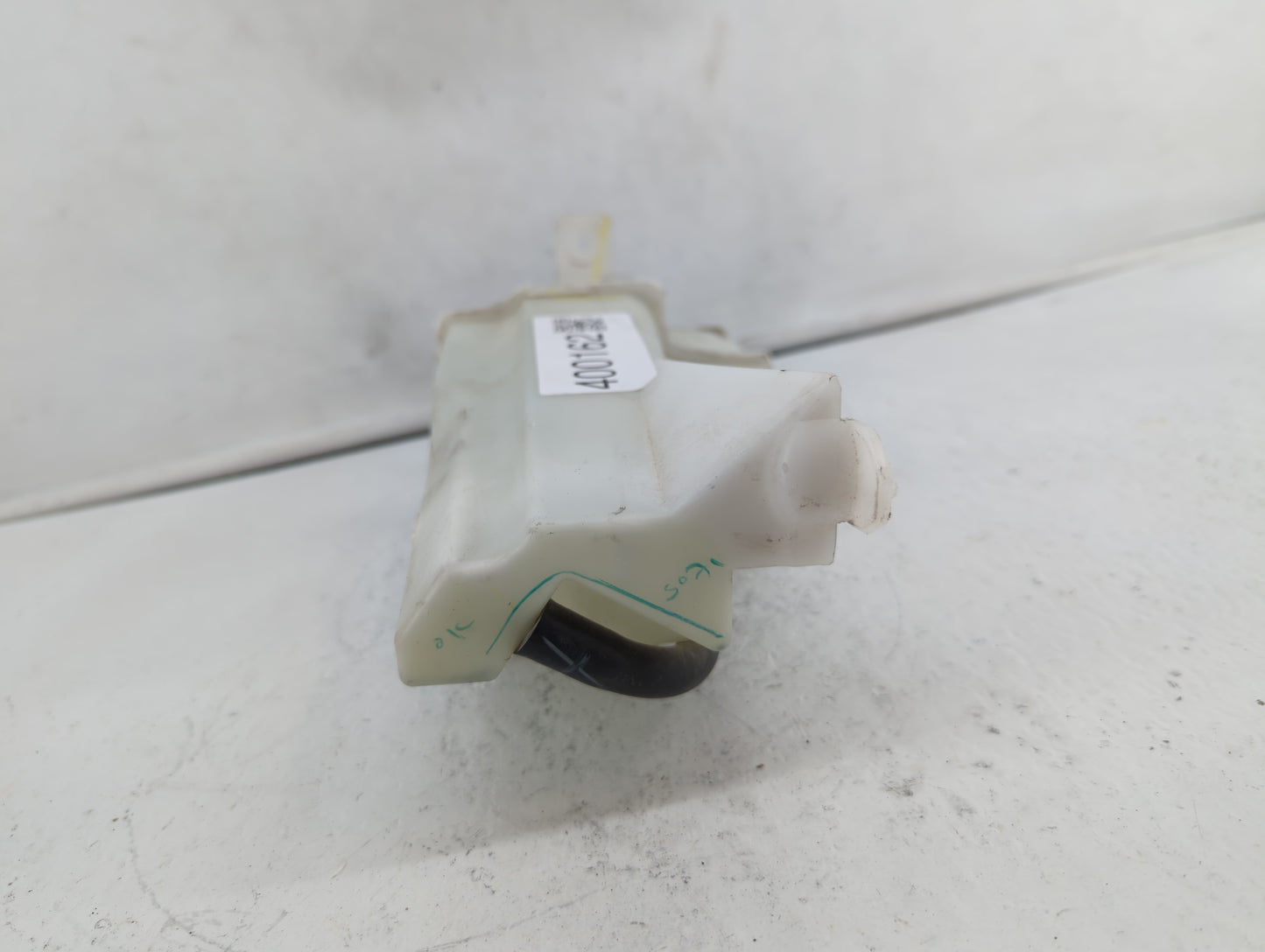 Nissan Versa Windshield Washer Fluid Reservoir Bottle Oem - Oemusedautoparts1.com