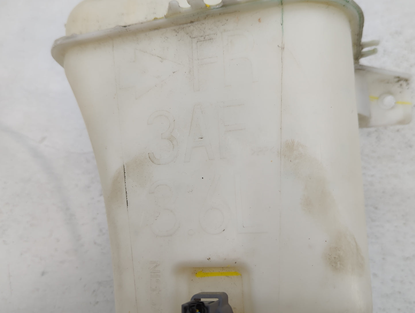 2012-2019 Nissan Versa Windshield Washer Fluid Reservoir Bottle Oem - Oemusedautoparts1.com