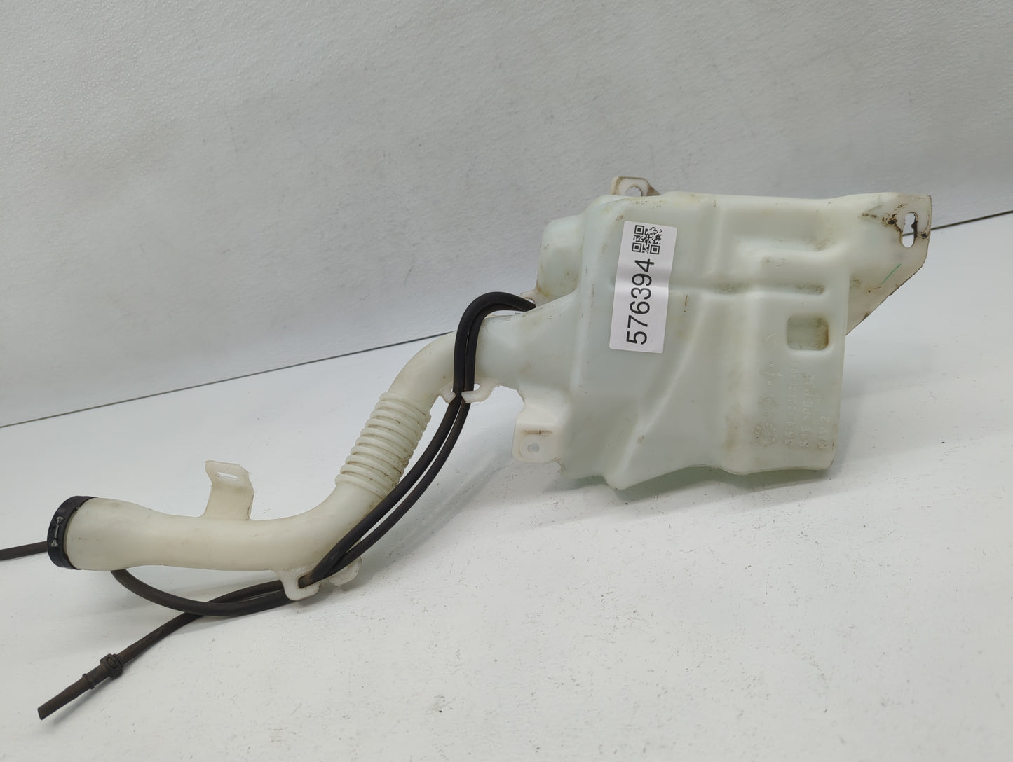 Smart Eq Fortwo Windshield Washer Fluid Reservoir Bottle Oem - Oemusedautoparts1.com