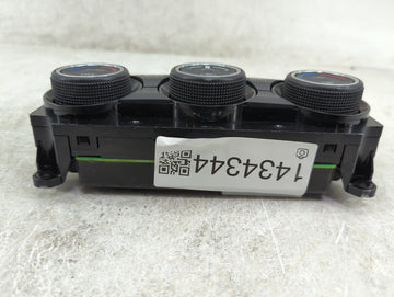 2014 Subaru Forester Climate Control Module Temperature AC/Heater Replacement P/N:72311SG040 T1030514W Fits OEM Used Auto Parts