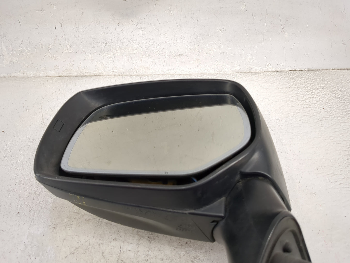 2014 Subaru Forester Driver Side View Mirror - Left Door Mirror OEM Used - Oemusedautoparts1.com
