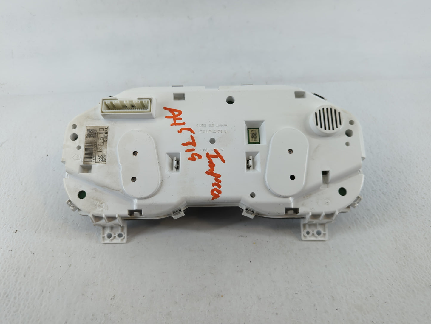 2014 Subaru Impreza Instrument Cluster Speedometer Gauges P/N:85012FJ510 Fits OEM Used Auto Parts - Oemusedautoparts1.com