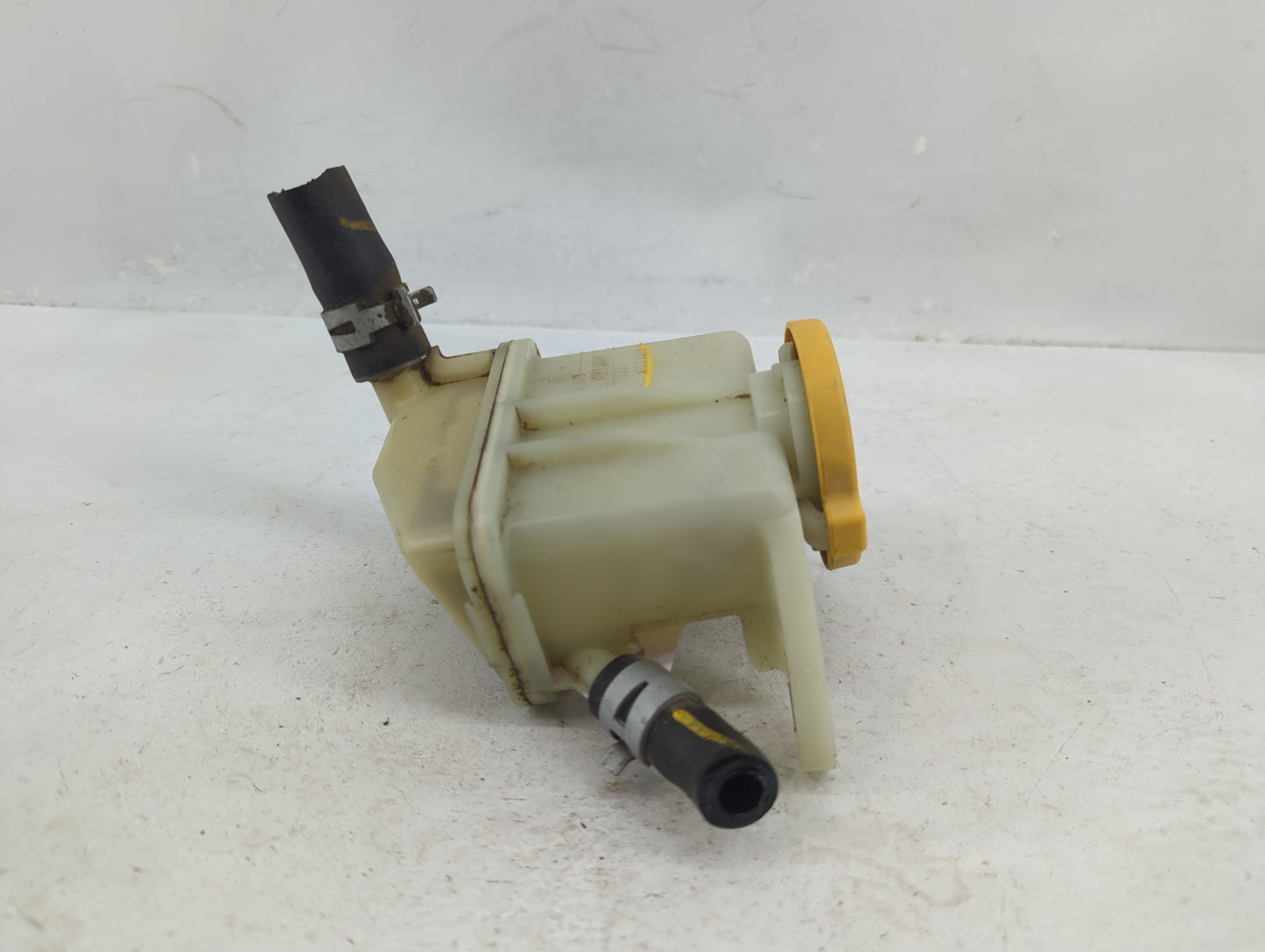 2014 Subaru Legacy Power Steering Reservoir - Oemusedautoparts1.com