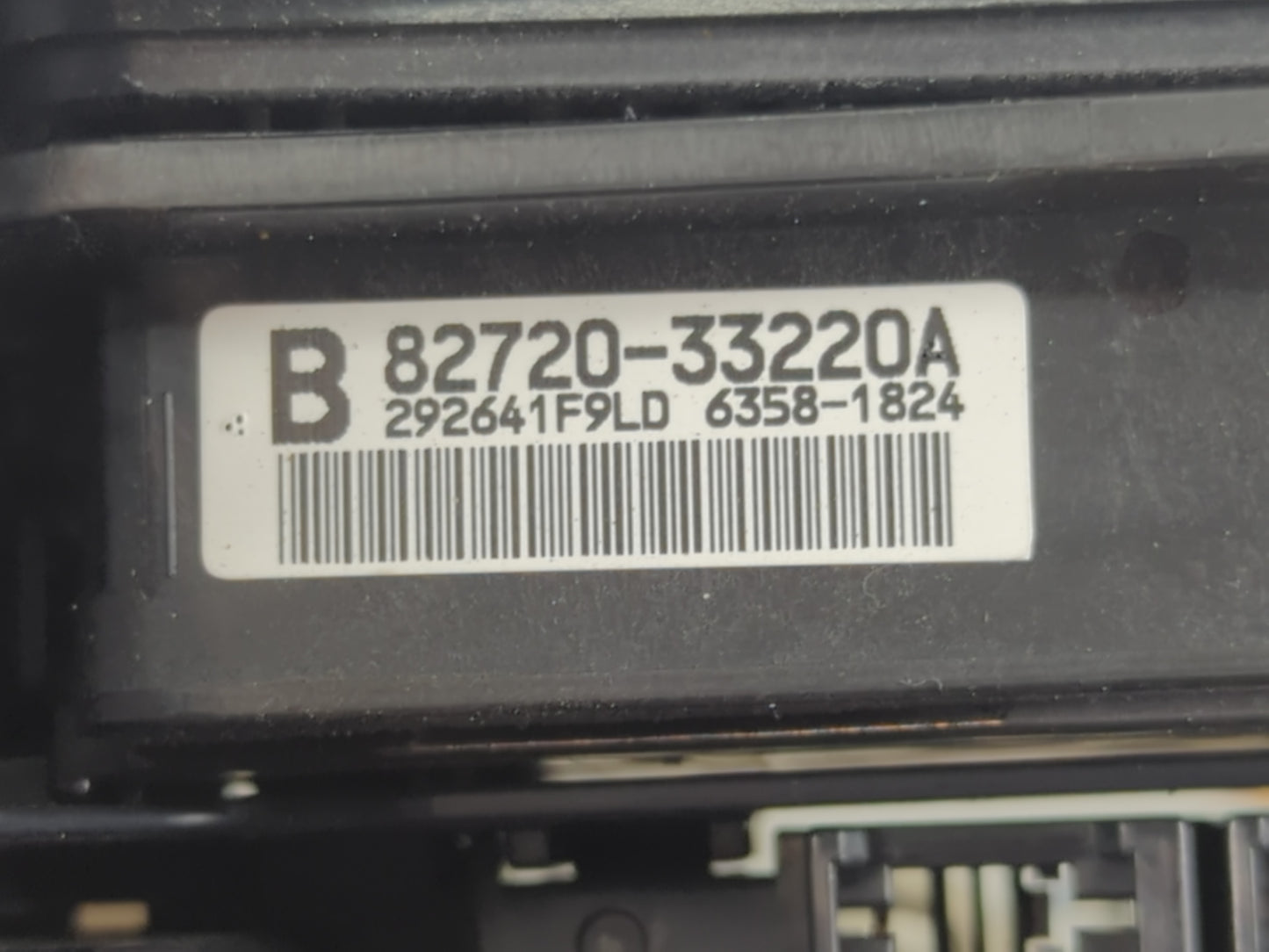 2012-2017 Toyota Camry Fusebox Fuse Box Panel Relay Module P/N:82720-33220A Fits Fits 2012 2013 2014 2015 2016 2017 OEM Used
