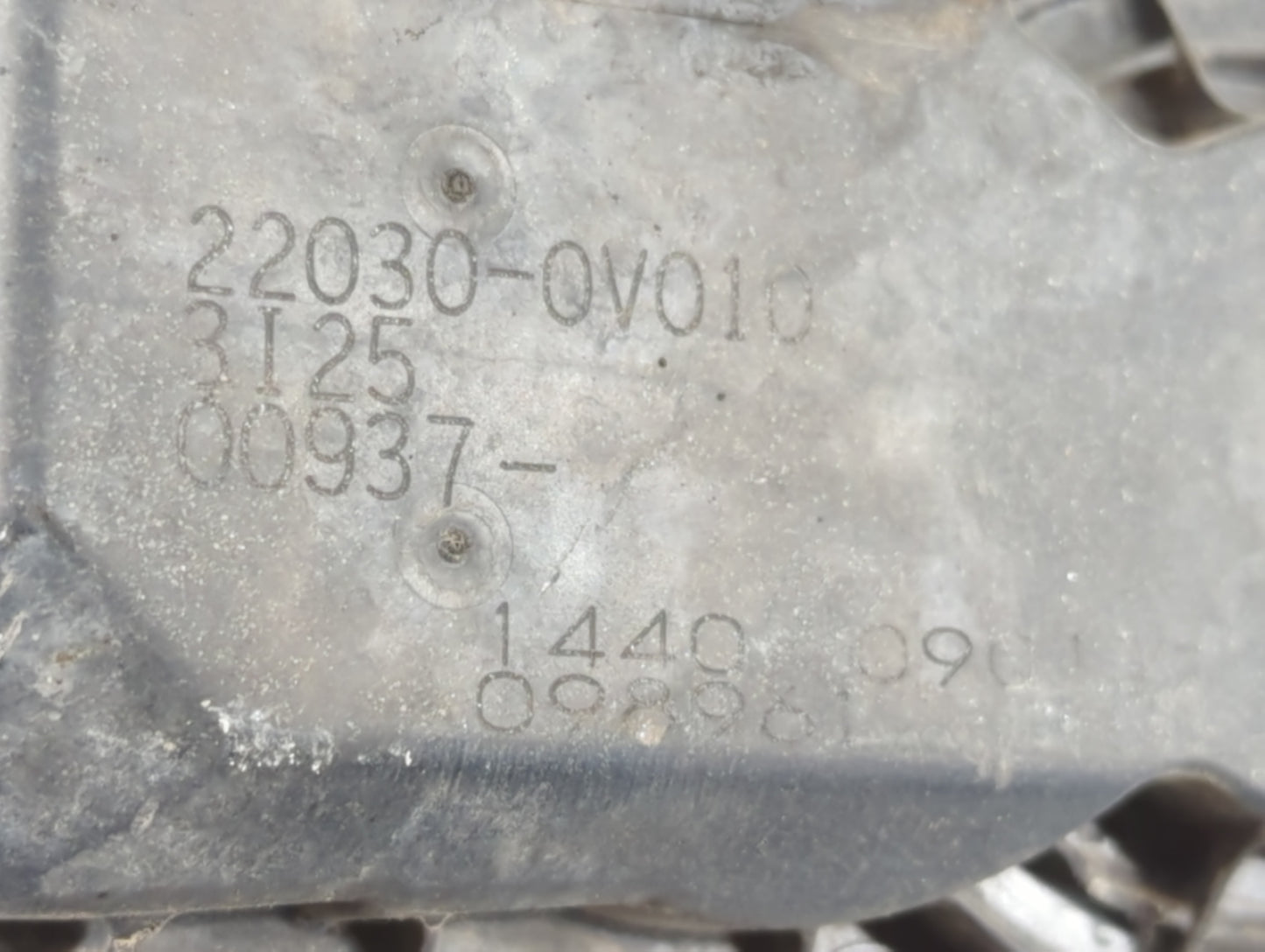 2010-2017 Toyota Camry Throttle Body P/N:22030-0V010 Fits Fits 2009 2010 2011 2012 2013 2014 2015 2016 2017 2018 2019 OEM Us