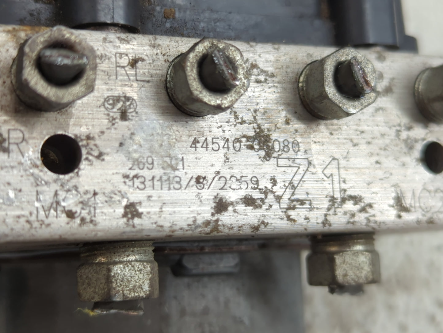 2013-2014 Toyota Camry ABS Pump Control Module Replacement P/N:44050-06170 Fits Fits 2013 2014 OEM Used Auto Parts - Oemused