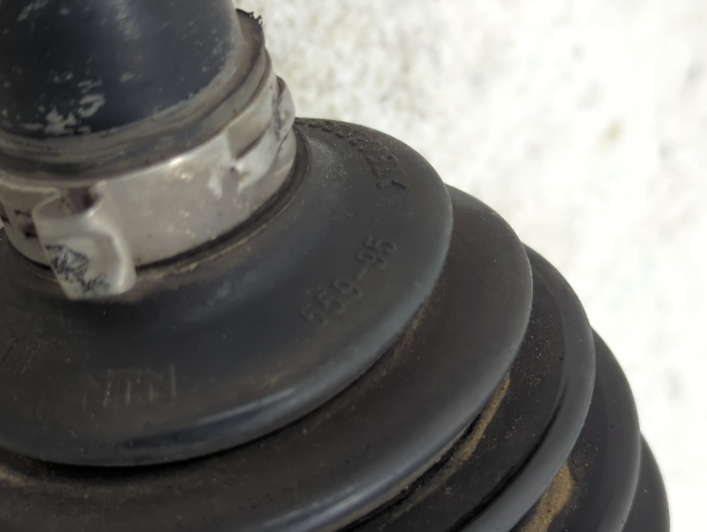 2012-2017 Toyota Camry Axle Shaft Front Driver Cv C/v - Oemusedautoparts1.com