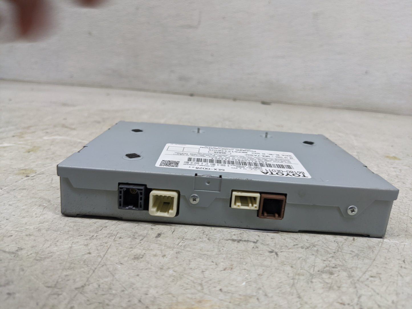 2014-2019 Toyota Highlander Tuner Satellite Receiver 1481910 - Oemusedautoparts1.com