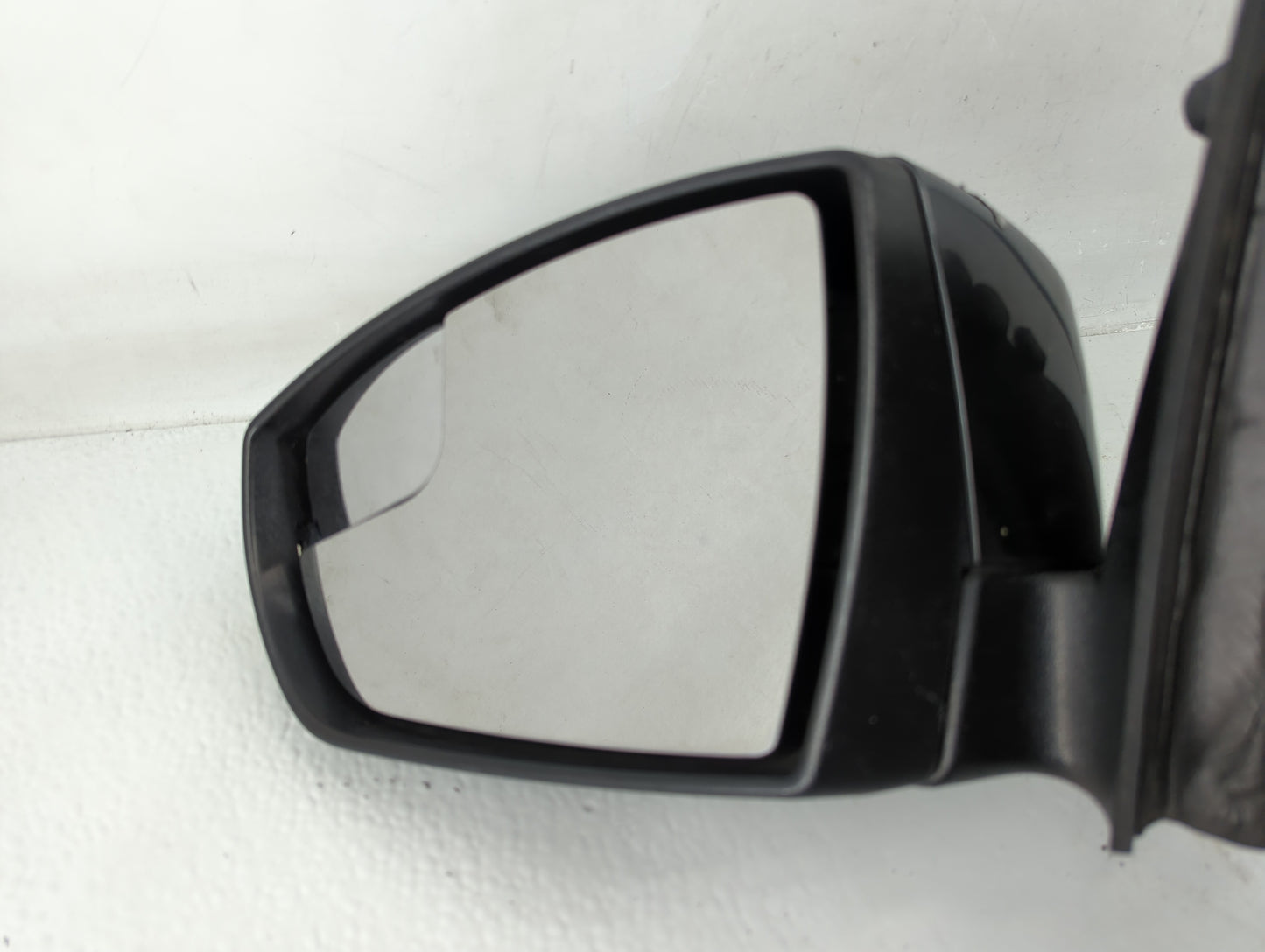 2014 Toyota Prius Driver Side View Mirror - Left Door Mirror OEM Used - Oemusedautoparts1.com