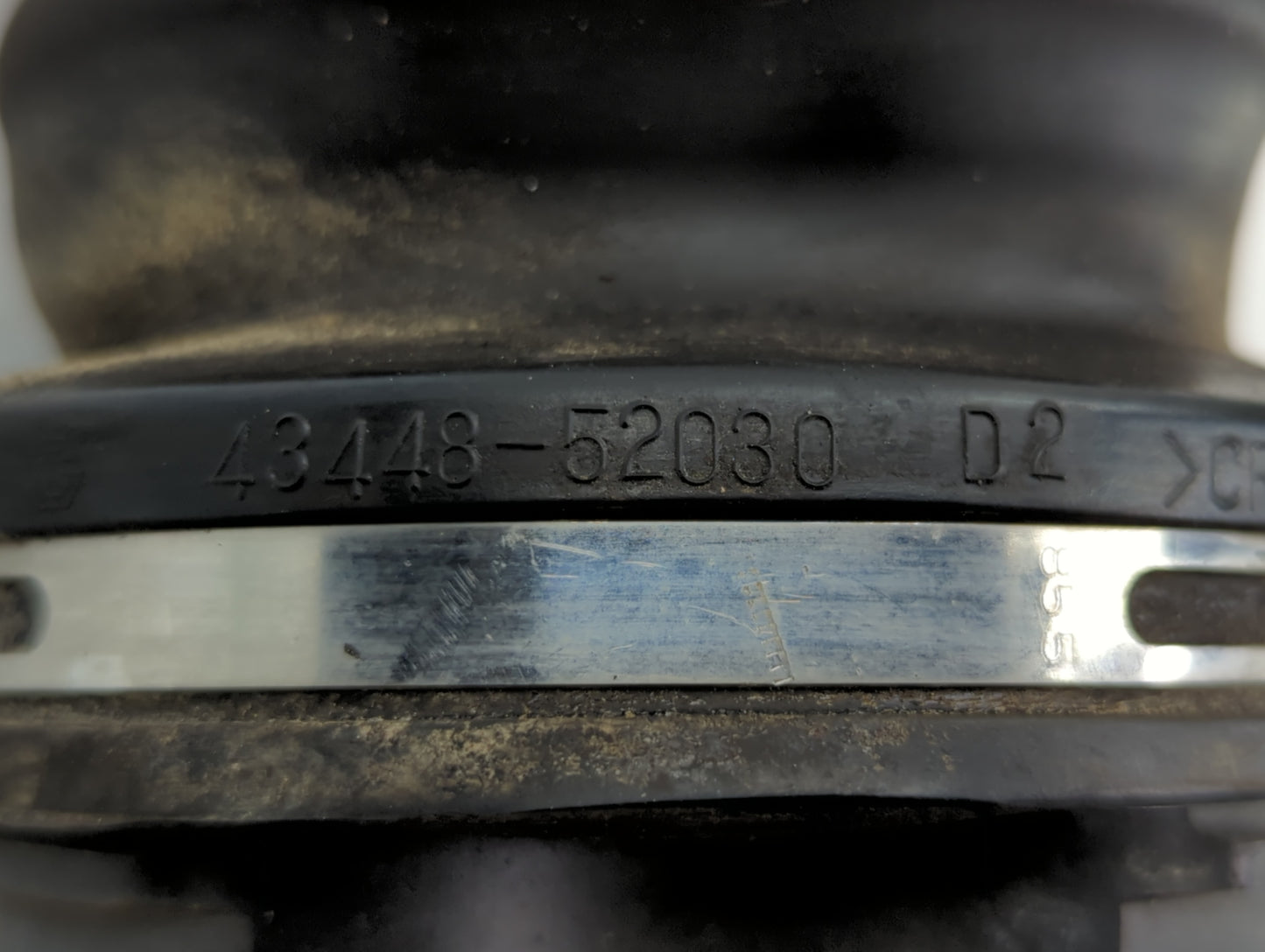 Toyota Prius Axle Shaft Front Driver Cv C/v - Oemusedautoparts1.com