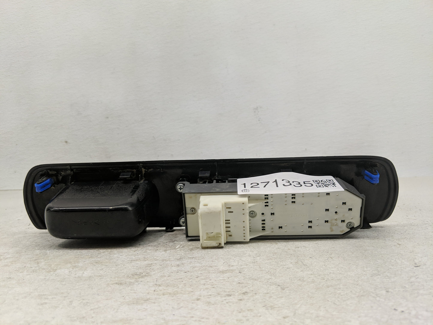 2012-2014 Toyota Prius C Master Power Window Switch Replacement Driver Side Left P/N:74232-52730 74232-52T10 Fits OEM Used A