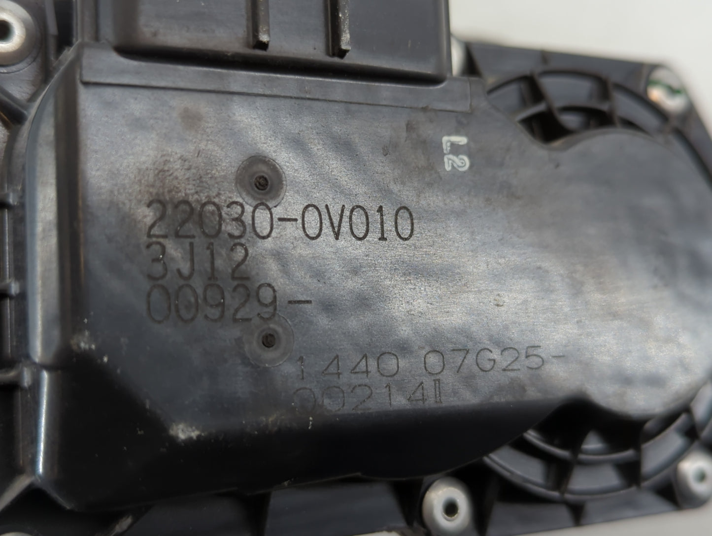 2009-2018 Toyota Rav4 Throttle Body P/N:22030-0V010 Fits Fits 2009 2010 2011 2012 2013 2014 2015 2016 2017 2018 2019 OEM Use