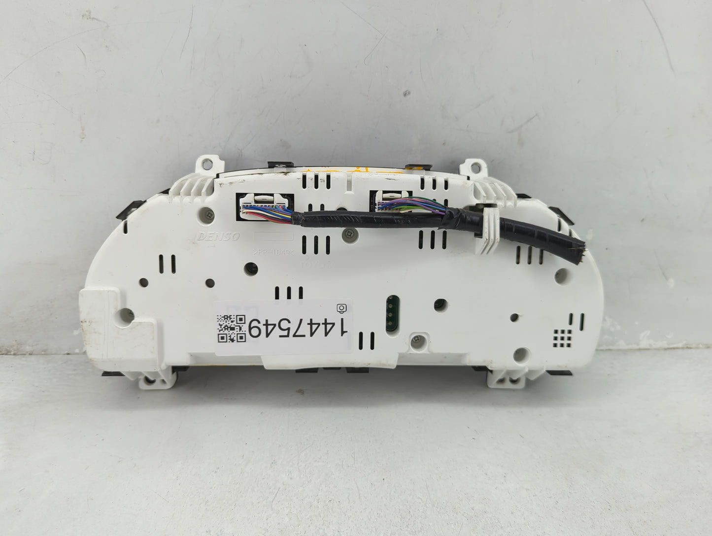2013-2016 Toyota Venza Instrument Cluster Speedometer Gauges P/N:83800-0T161-00 TN257490-2691 Fits Fits 2013 2014 2015 2016