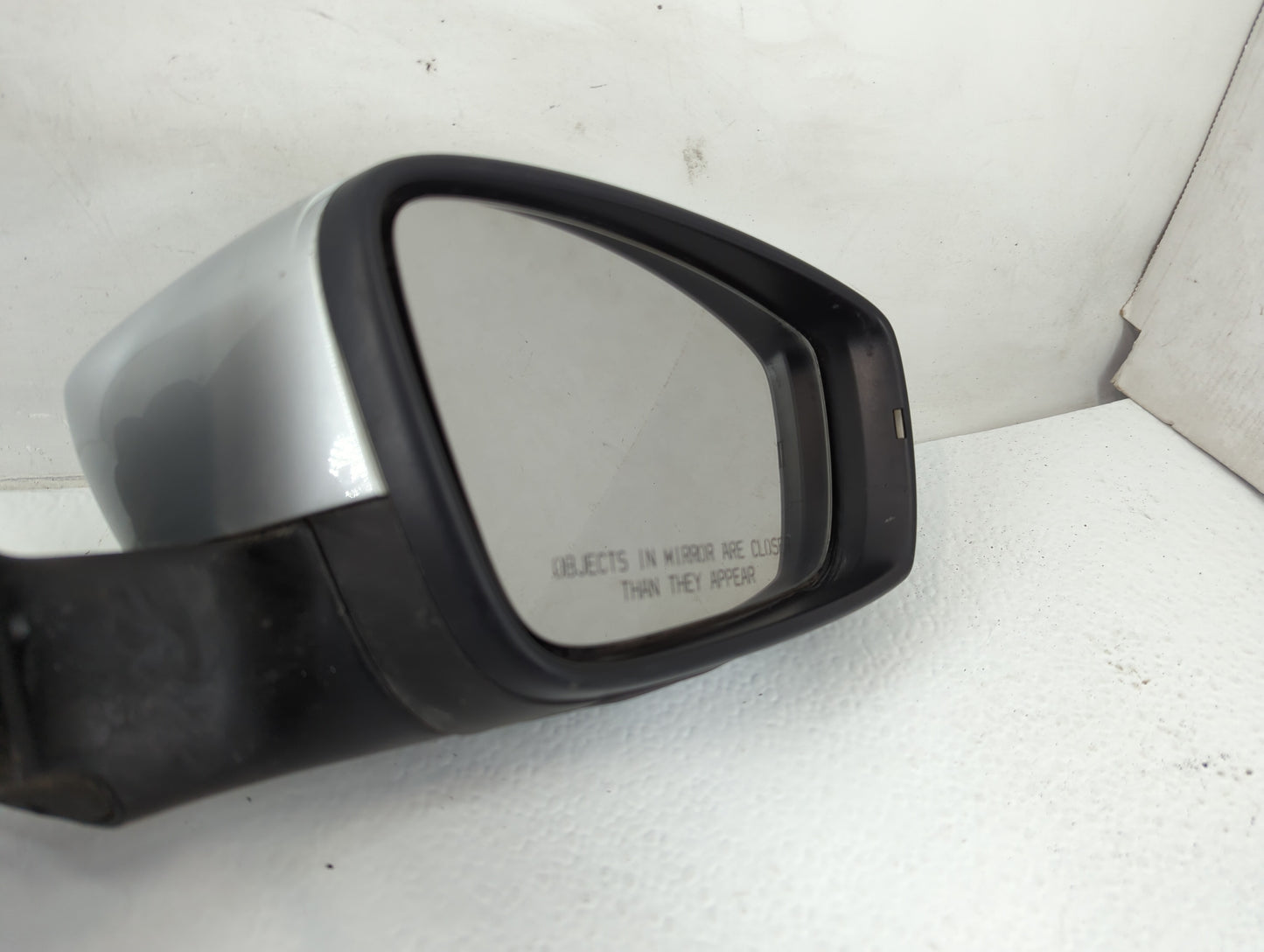 2012-2019 Volkswagen Beetle Passenger Side View Mirror - Right Door Mirror OEM Used - Oemusedautoparts1.com