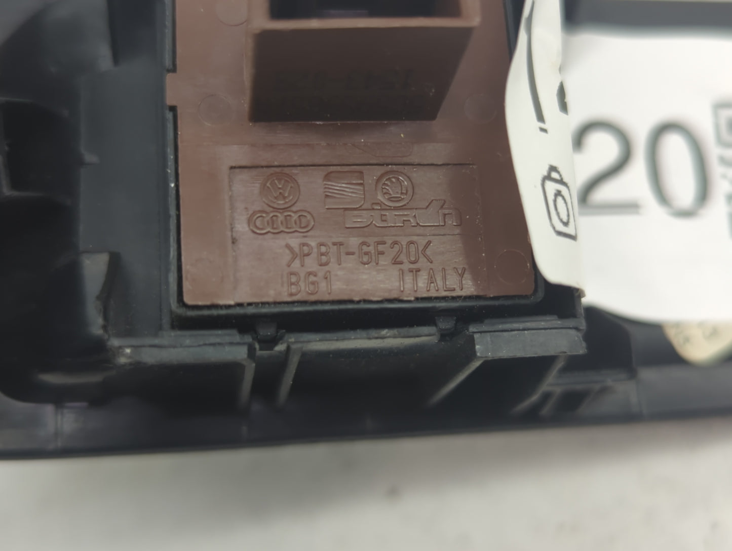 2012-2019 Volkswagen Beetle Master Power Window Switch Replacement Driver Side Left Fits OEM Used Auto Parts - Oemusedautopa