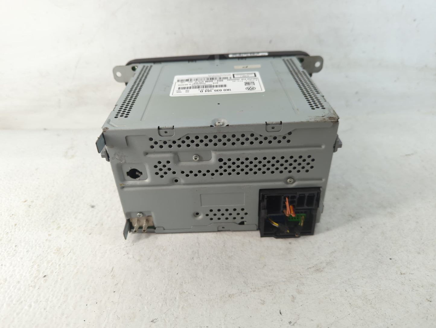2013-2016 Volkswagen Beetle Radio AM FM Cd Player Receiver Replacement P/N:1K0 035 164 D Fits Fits 2013 2014 2015 2016 2017