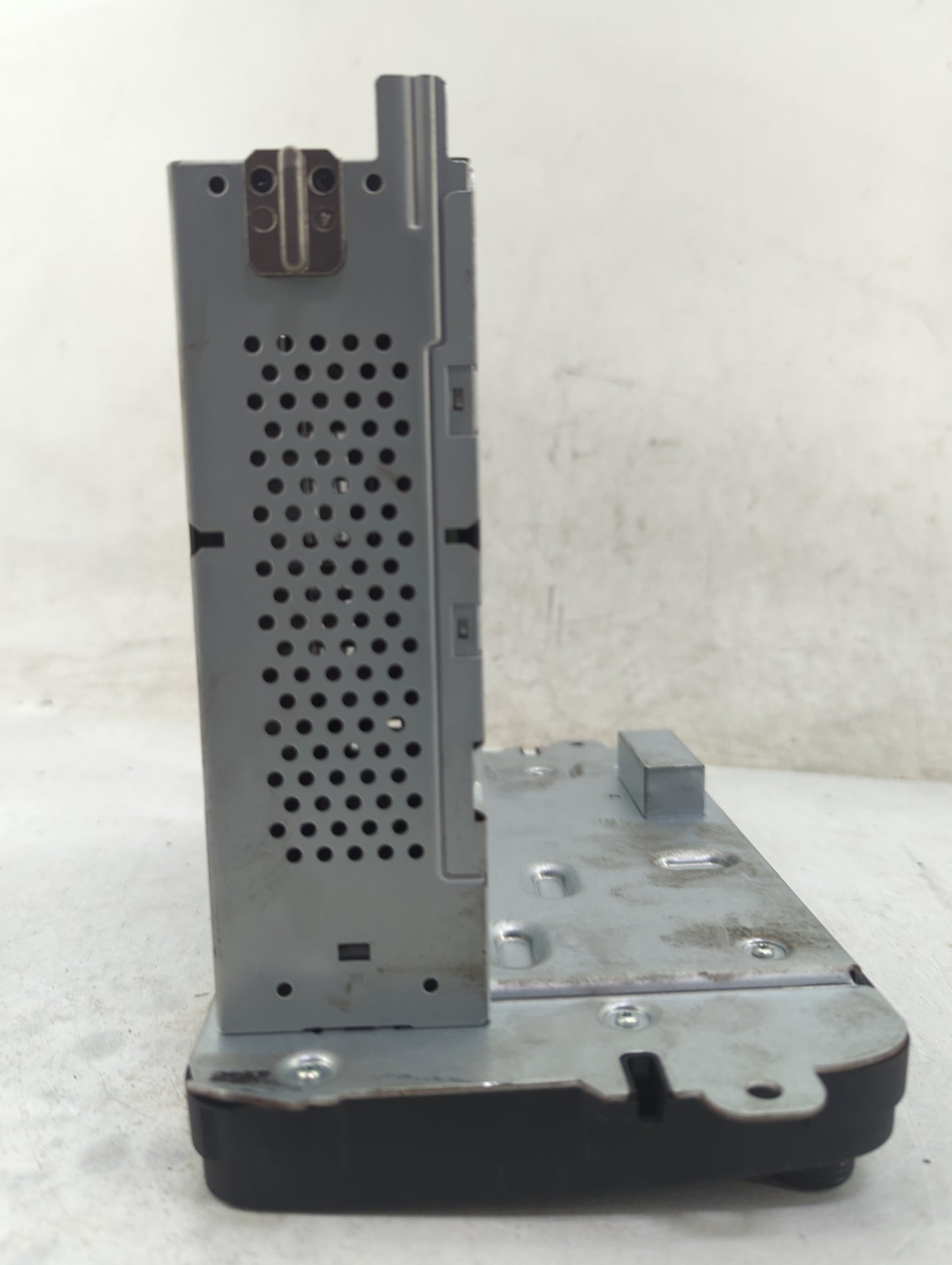 2012-2014 Volkswagen Golf Radio AM FM Cd Player Receiver Replacement P/N:6RD 035 187 B Fits Fits 2012 2013 2014 OEM Used Aut