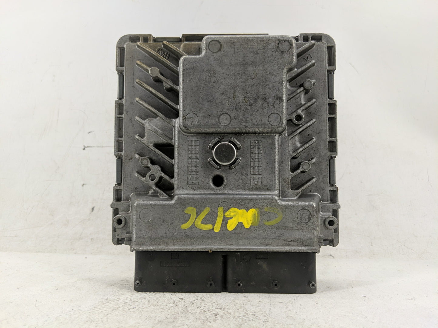 2014 Volkswagen Jetta PCM Engine Control Computer ECU ECM PCU OEM P/N:06K 907 425 Fits OEM Used Auto Parts - Oemusedautopart