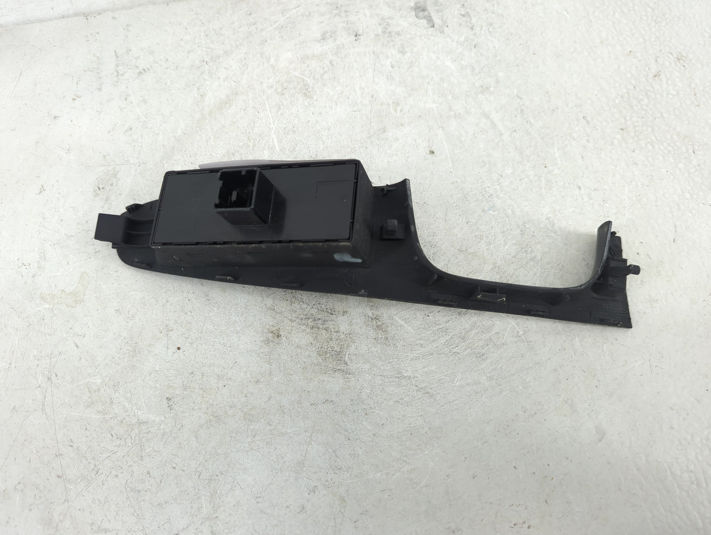 2011-2018 Volkswagen Jetta Master Power Window Switch Replacement Driver Side Left P/N:T0514287 Fits OEM Used Auto Parts - O