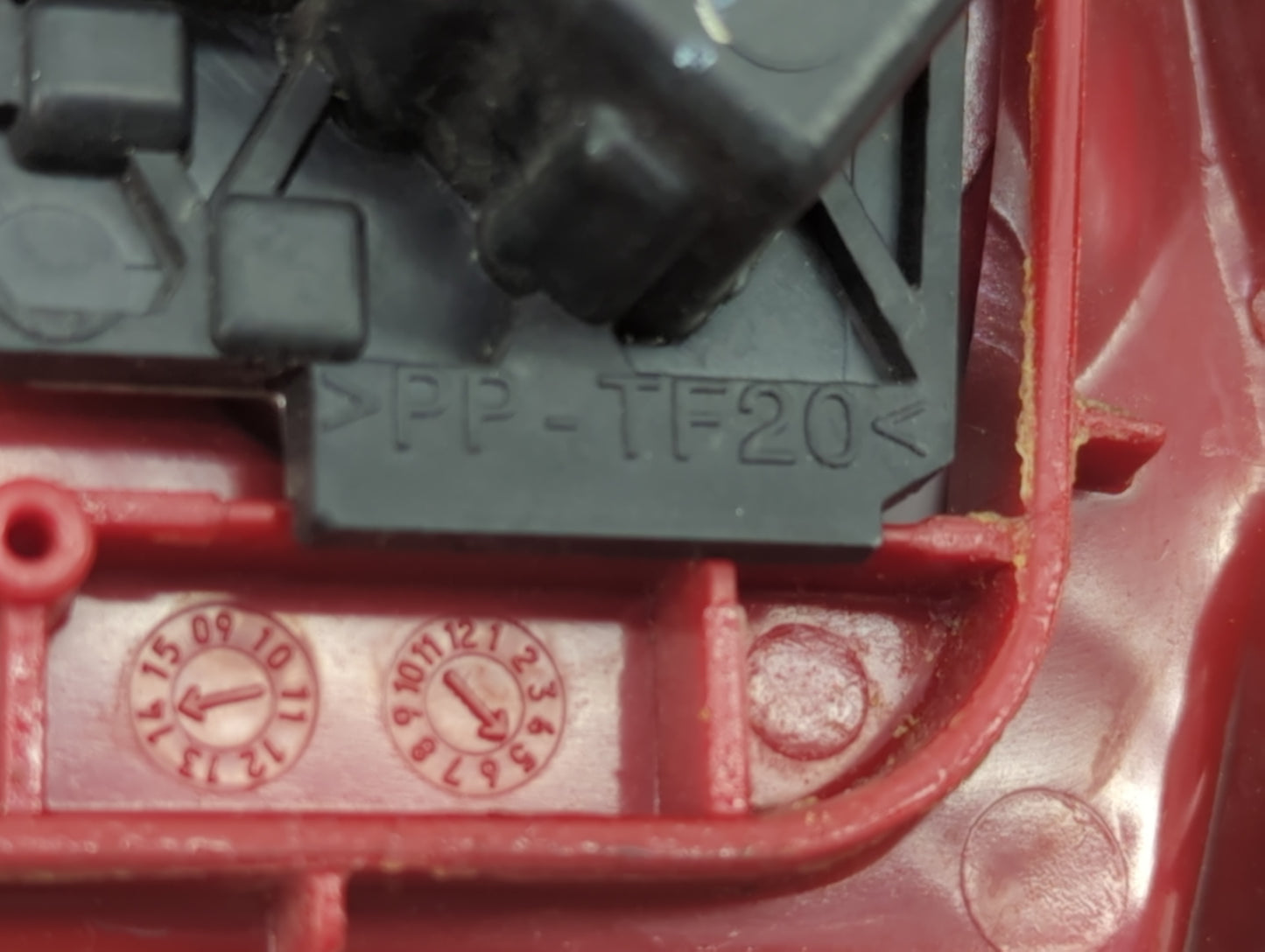 2011-2014 Volkswagen Jetta Tail Light Assembly Passenger Right OEM Fits Fits 2011 2012 2013 2014 OEM Used Auto Parts - Oemus
