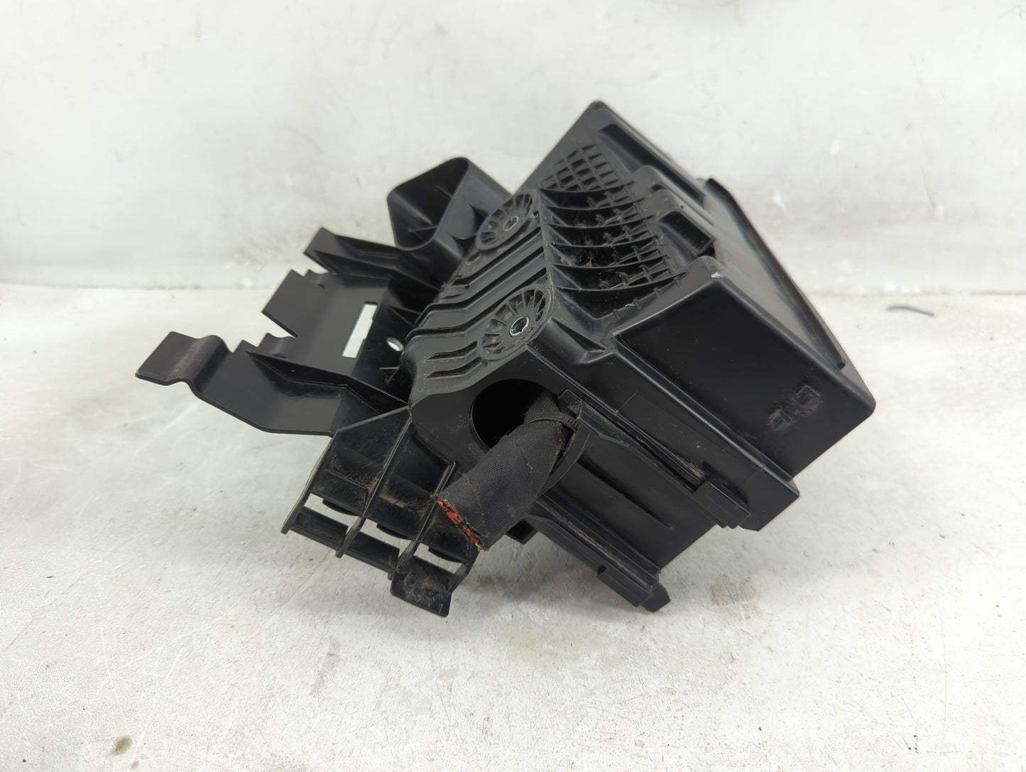 2010-2014 Volkswagen Jetta Fusebox Fuse Box Panel Relay Module Fits Fits 2010 2011 2012 2013 2014 2015 2016 2017 2018 2019 2